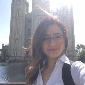 Meet your Posher, Jenaé